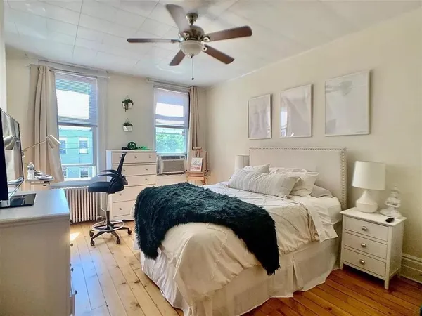 $2,600 | 310 Monroe Street, Unit 6, Hoboken, NJ 07030