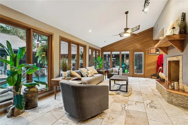 $549,900 | 202 Holly Drive, Hammond, LA 70401