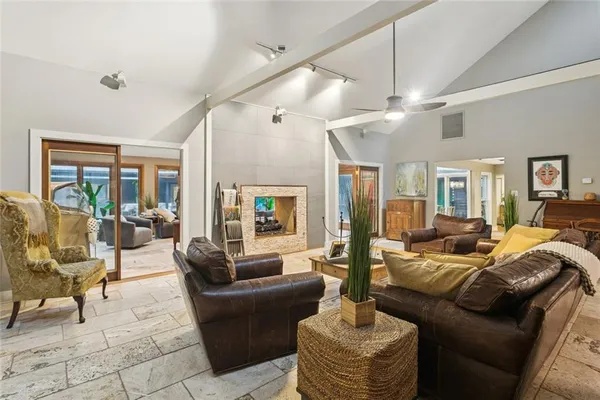 $549,900 | 202 Holly Drive, Hammond, LA 70401