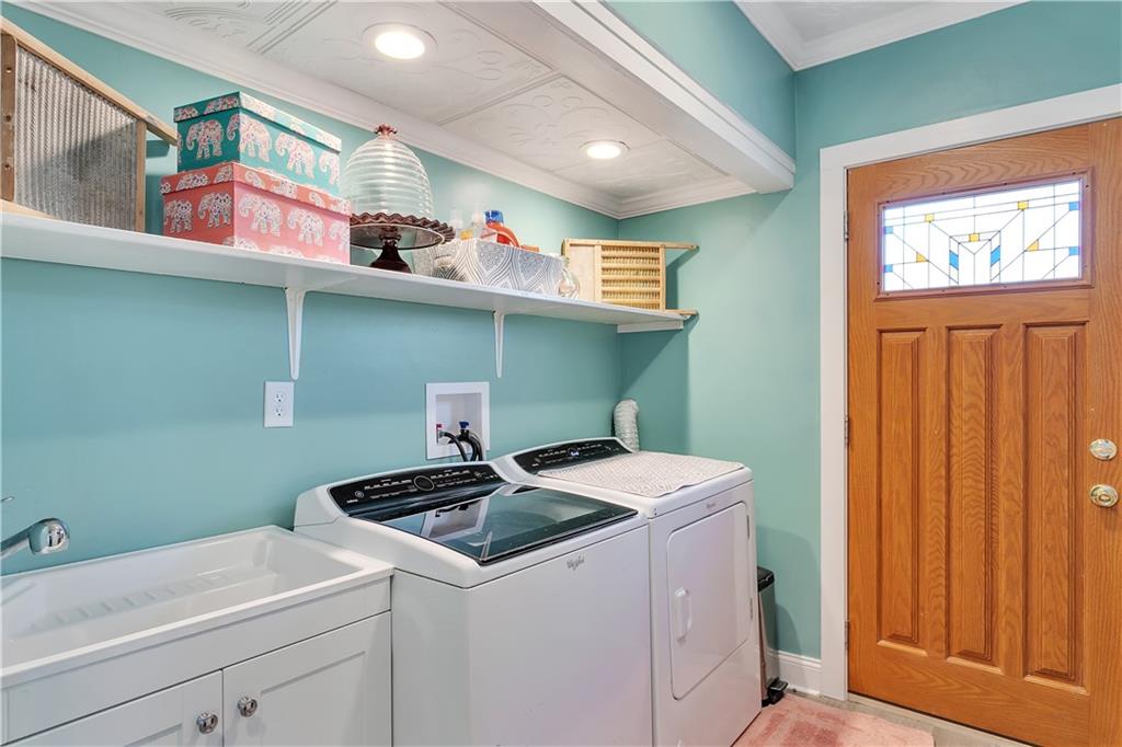 102 Old Clairton Road Pittsburgh, PA 15236 - Photo 11 of 25 Gallery Image 11