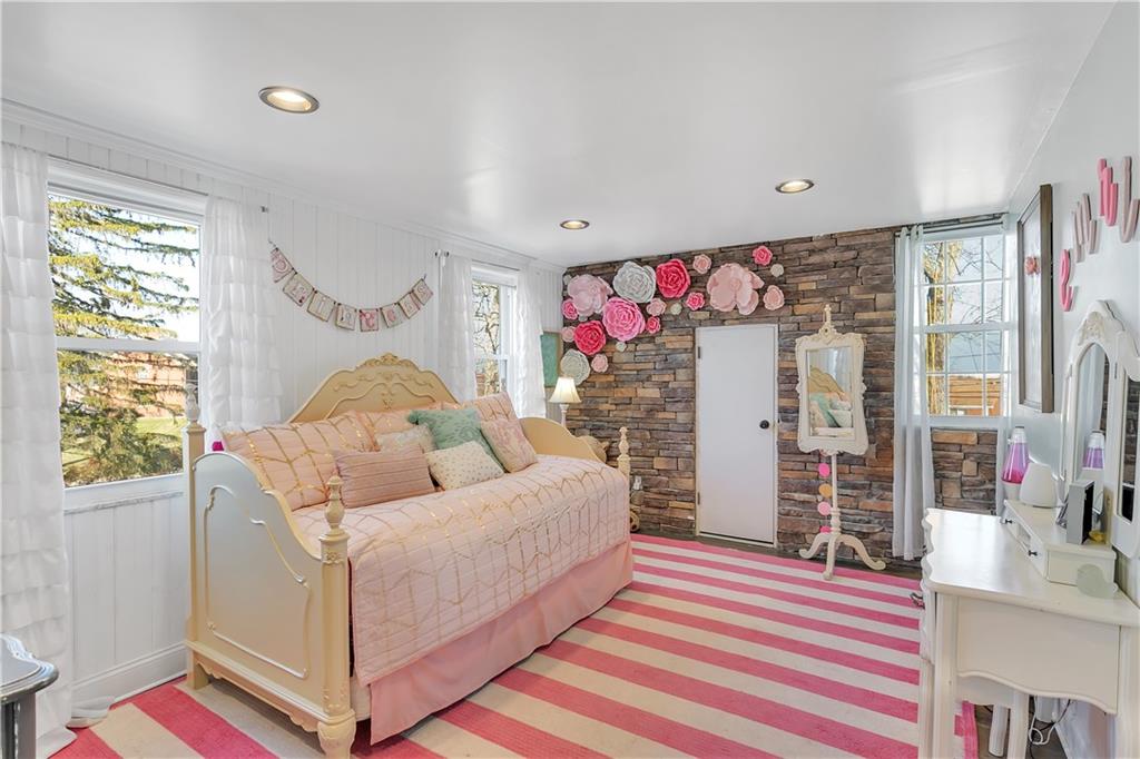 102 Old Clairton Road Pittsburgh, PA 15236 - Photo 15 of 25 Gallery Image 15