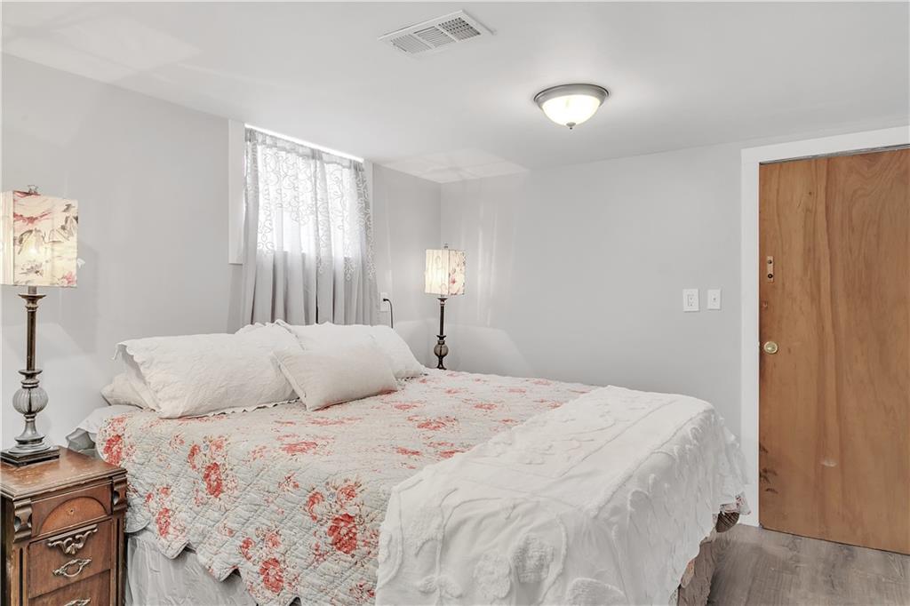 102 Old Clairton Road Pittsburgh, PA 15236 - Photo 20 of 25 Gallery Image 20
