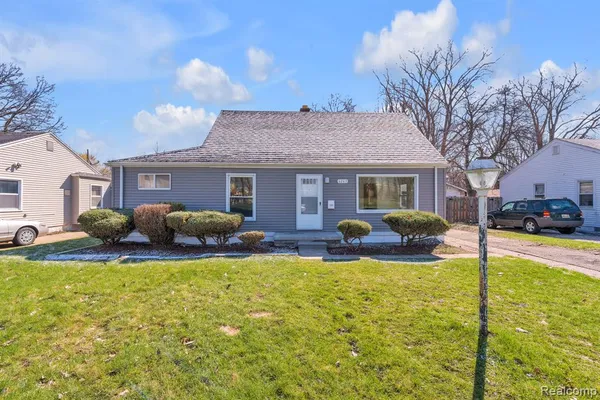 $225,000 | 6243 Hunt Street, Romulus, MI 48174