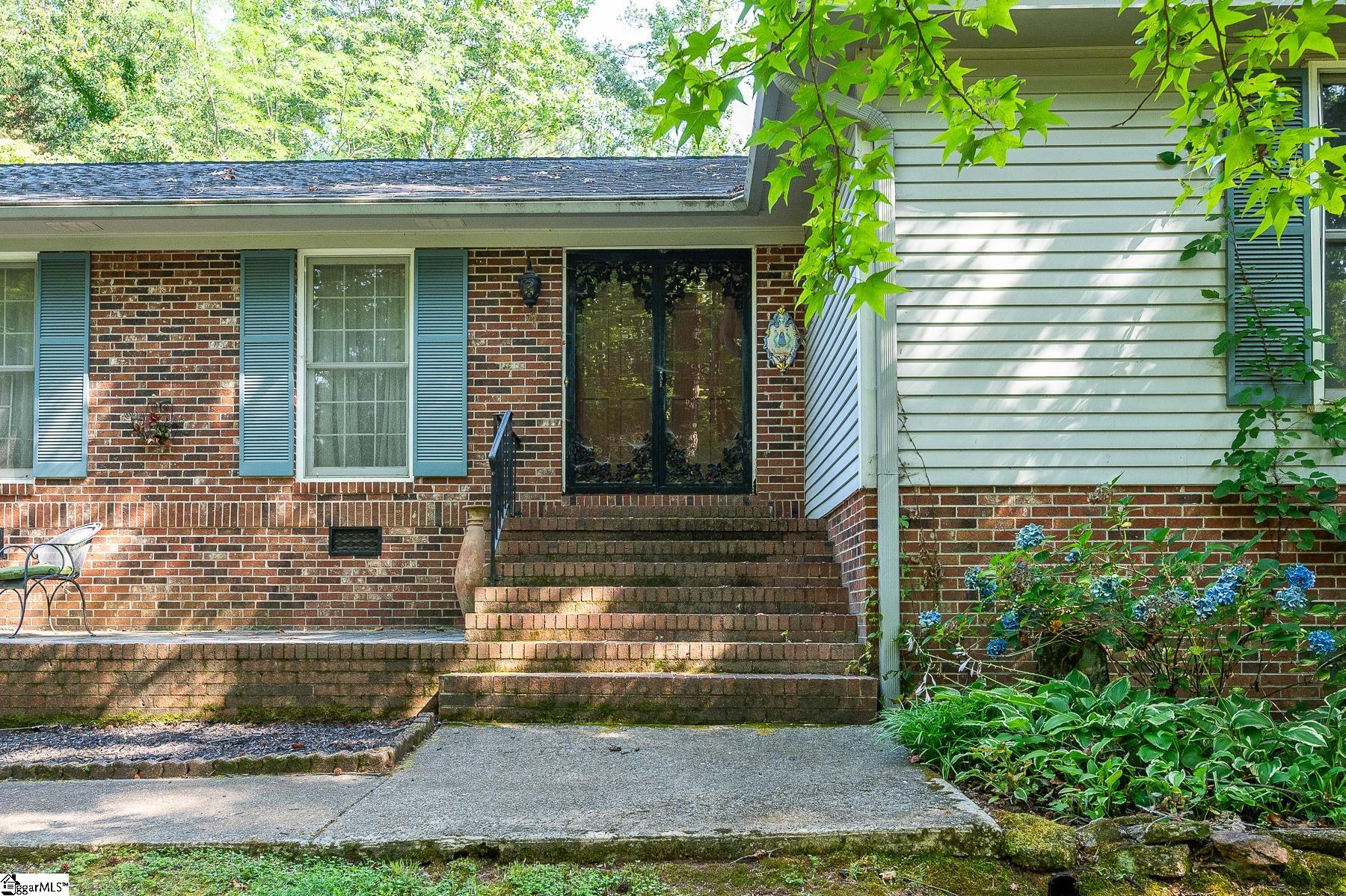 120 Waterloo Circle Greer, SC 29650 - Photo 6 of 42