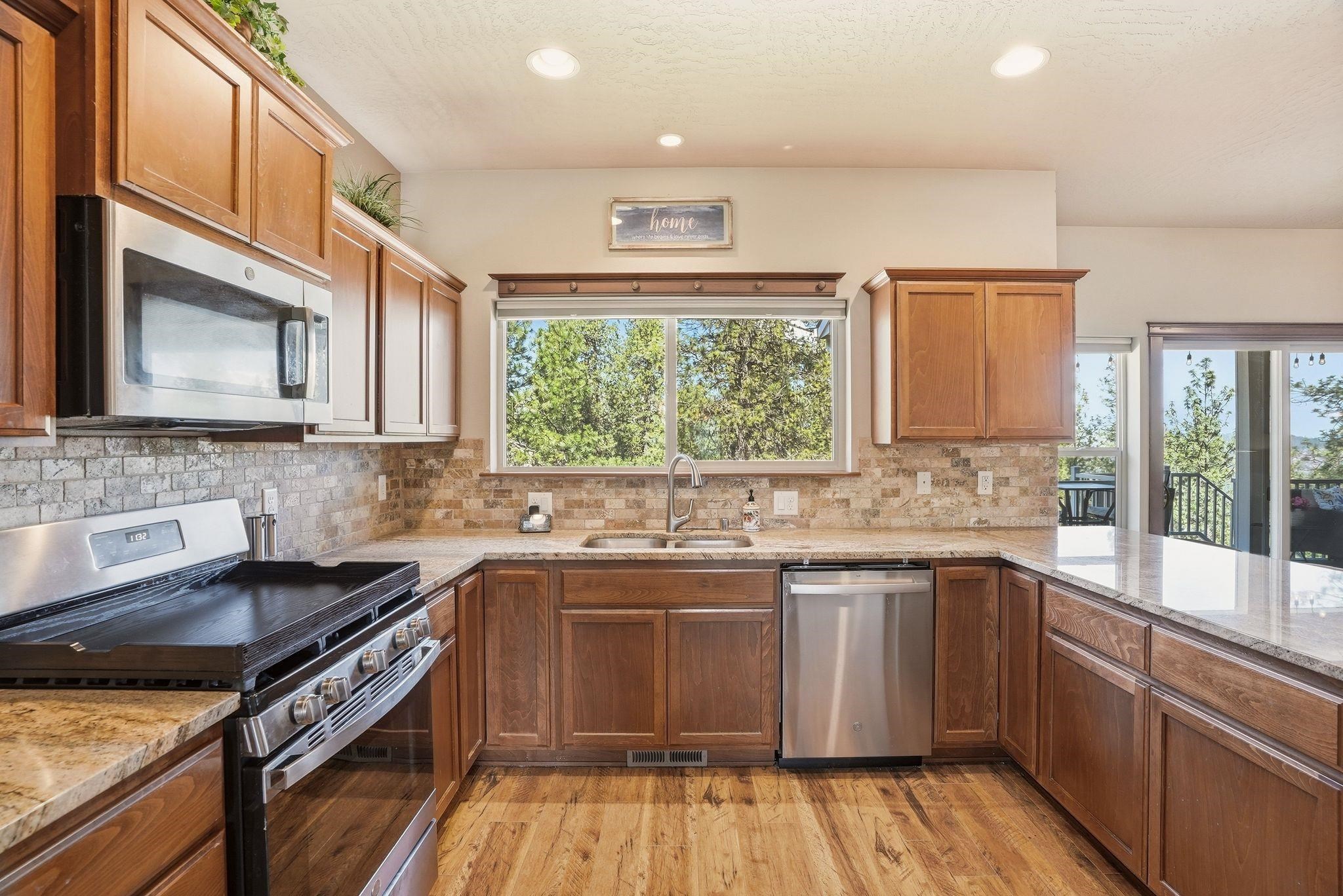 10503 North Alberta Road Spokane, WA 99208 - Photo 12 of 45