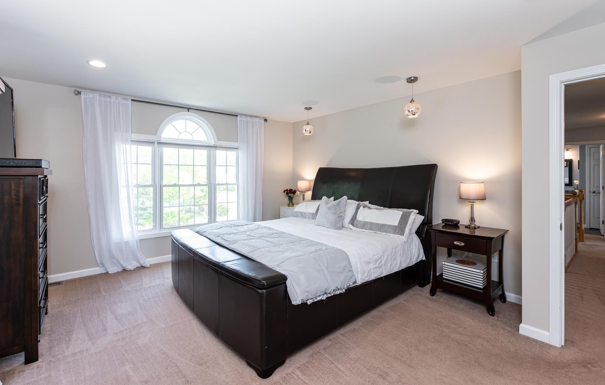 28 Normandy Way Nashua, NH 03063 - Photo 19 of 40