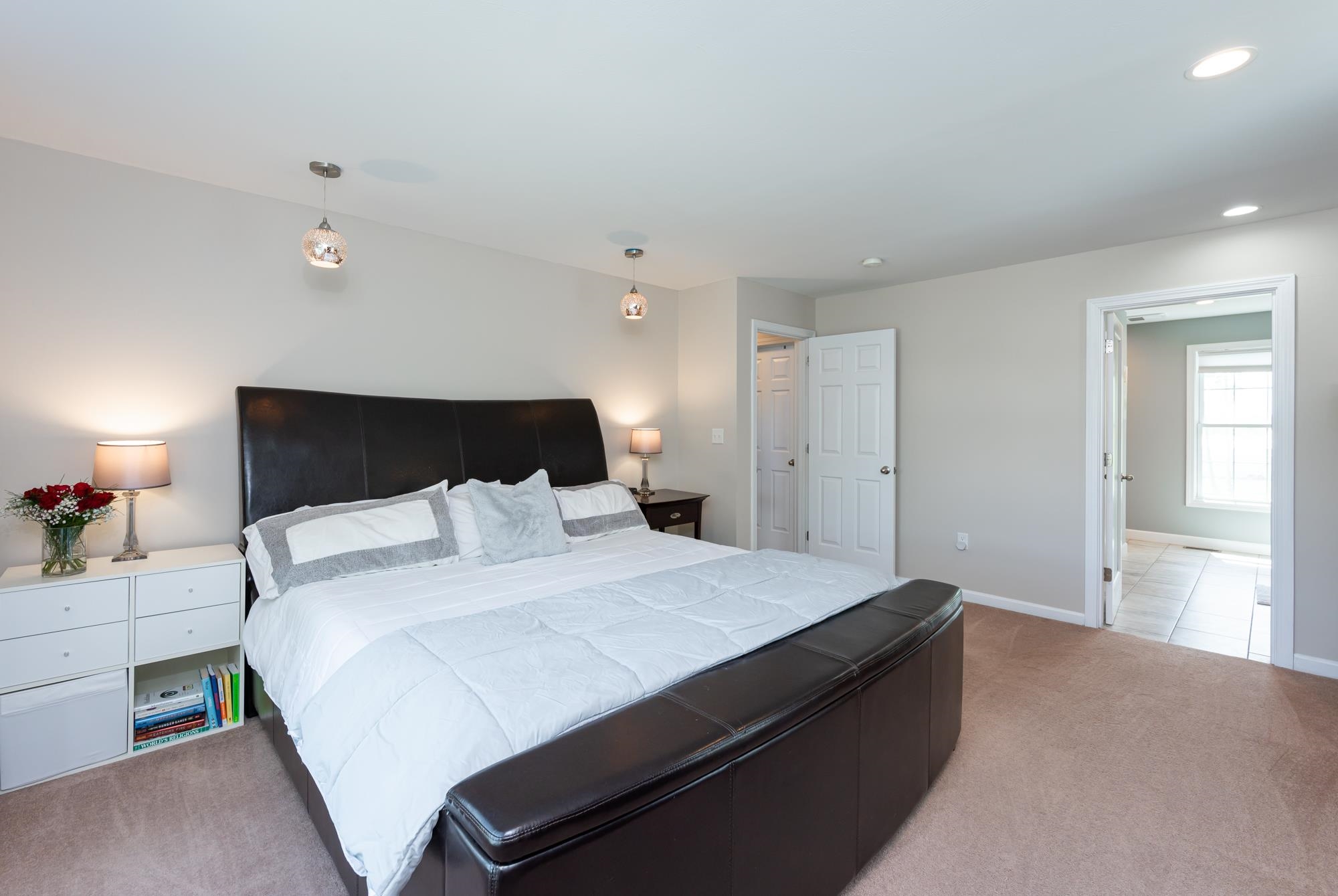 28 Normandy Way Nashua, NH 03063 - Photo 20 of 40