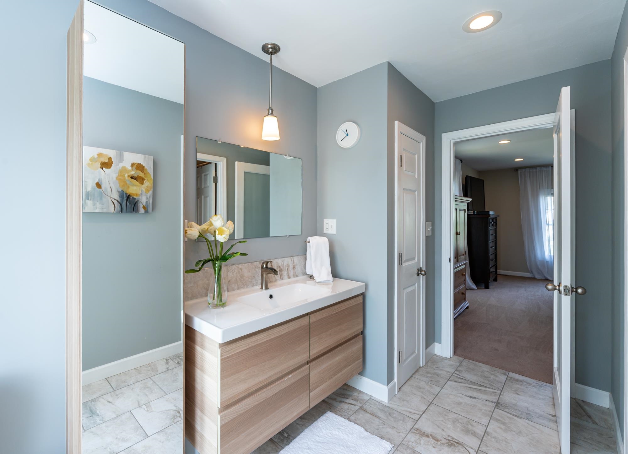 28 Normandy Way Nashua, NH 03063 - Photo 21 of 40