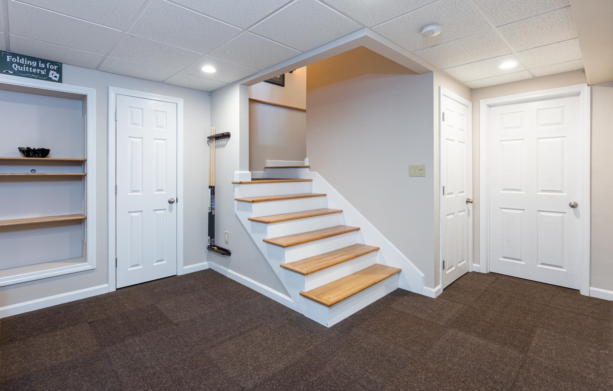 28 Normandy Way Nashua, NH 03063 - Photo 32 of 40