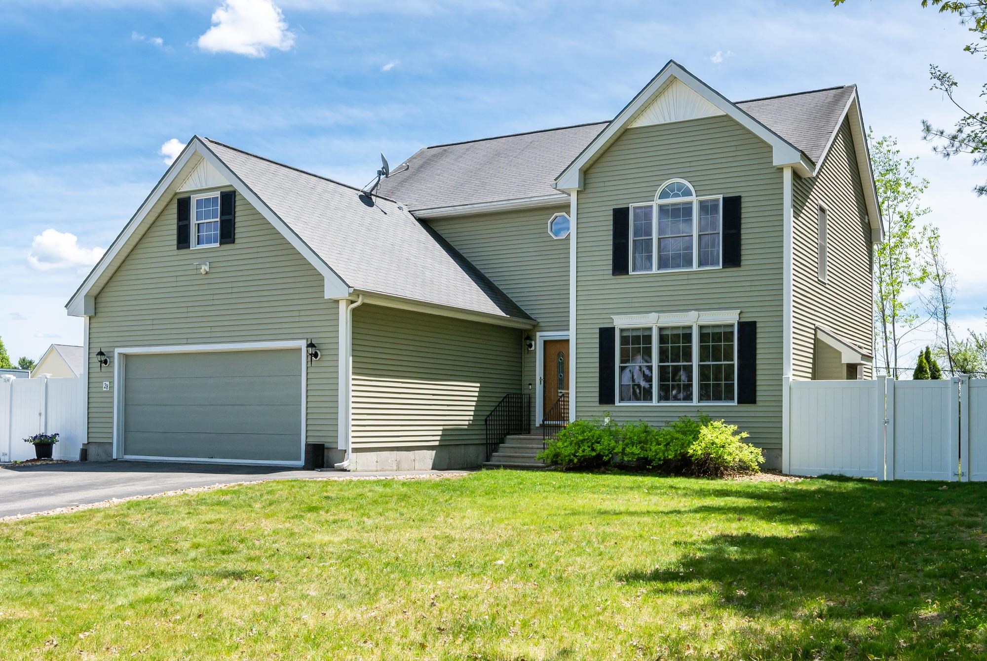 28 Normandy Way Nashua, NH 03063 - Photo 35 of 40