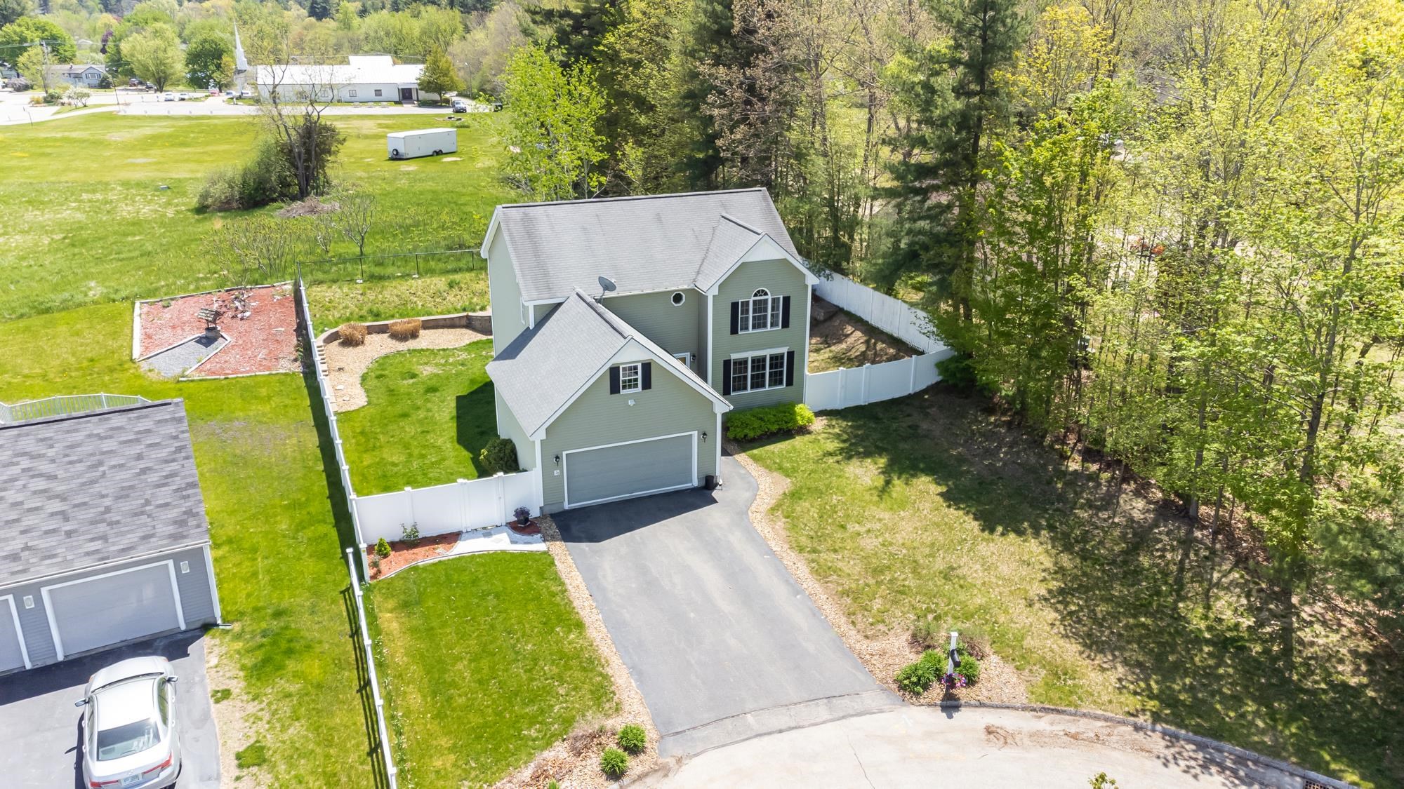 28 Normandy Way Nashua, NH 03063 - Photo 39 of 40