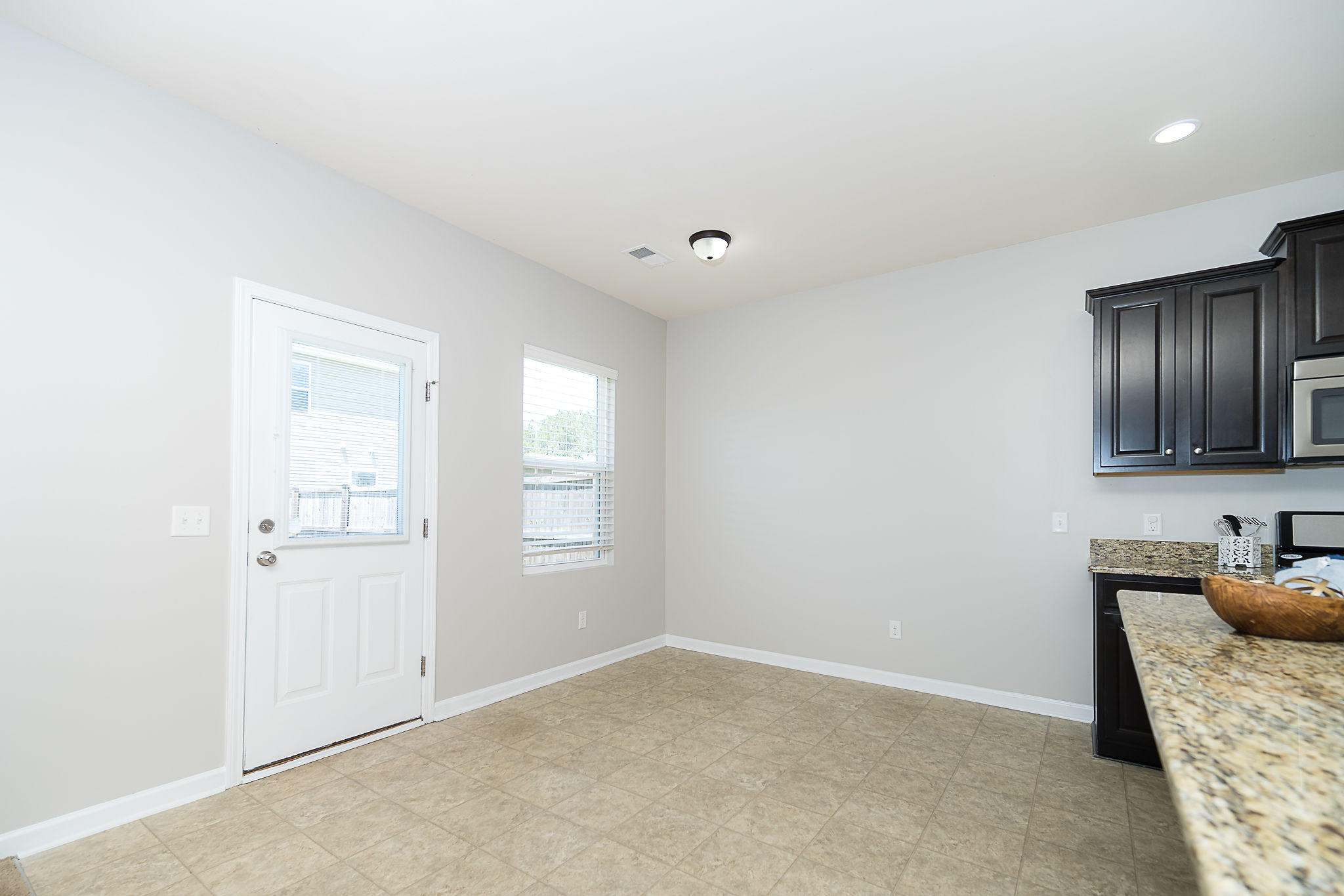 190 Brookhaven Road Summerville, SC 29486 - Photo 11 of 30 Dining Area