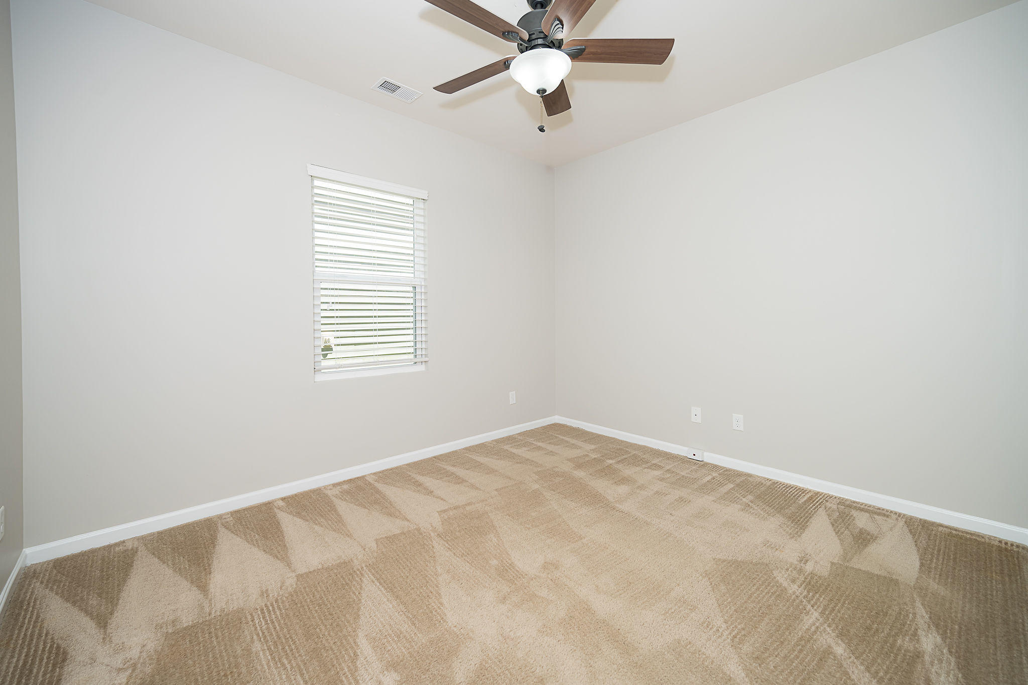 190 Brookhaven Road Summerville, SC 29486 - Photo 12 of 30 First Floor Flex Space