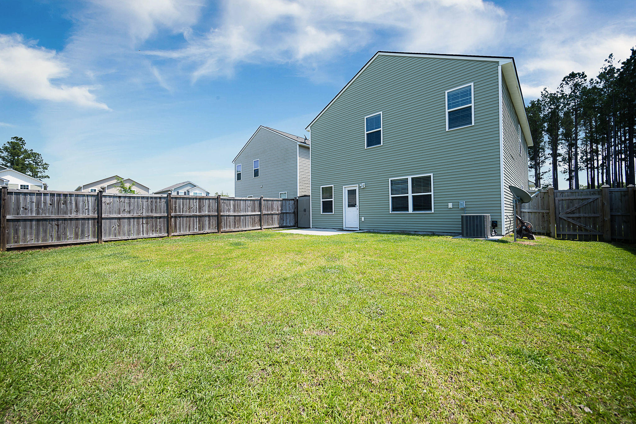 190 Brookhaven Road Summerville, SC 29486 - Photo 23 of 30 Back of Home