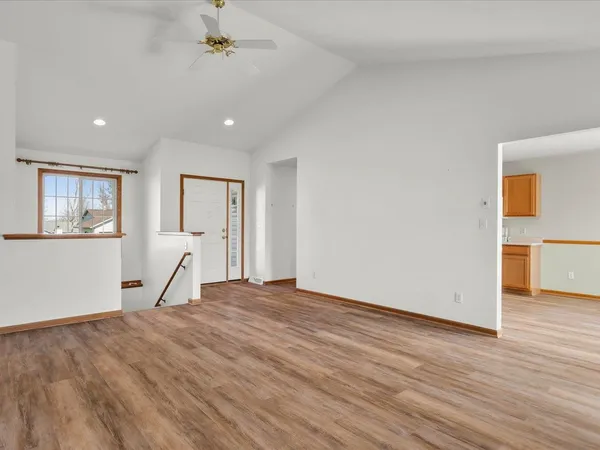 $215,000 | 518 Breezeway Drive, Pearl City, IL 61062