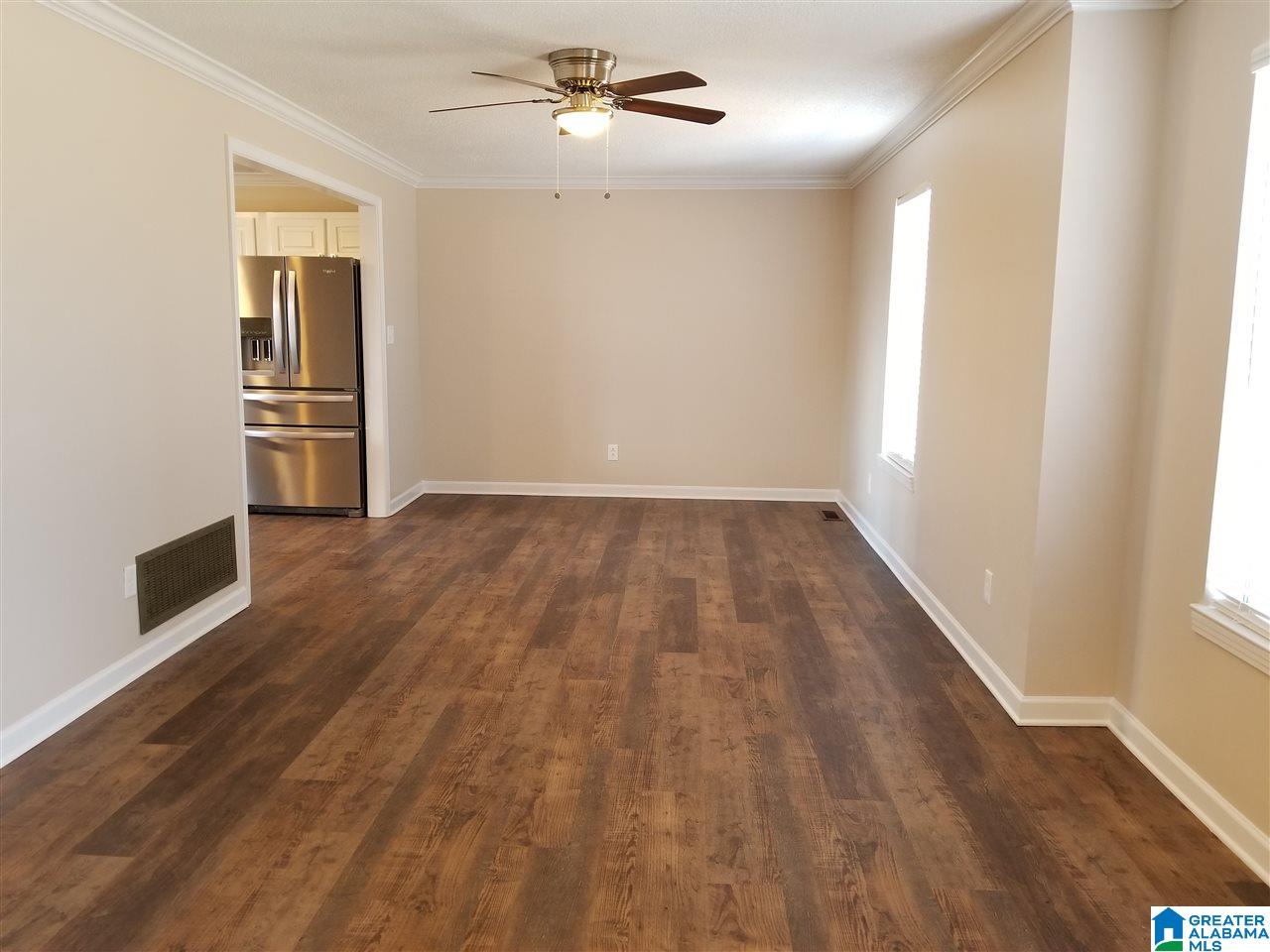 713 Hilltop Road Warrior, AL 35180 - Photo 3 of 8