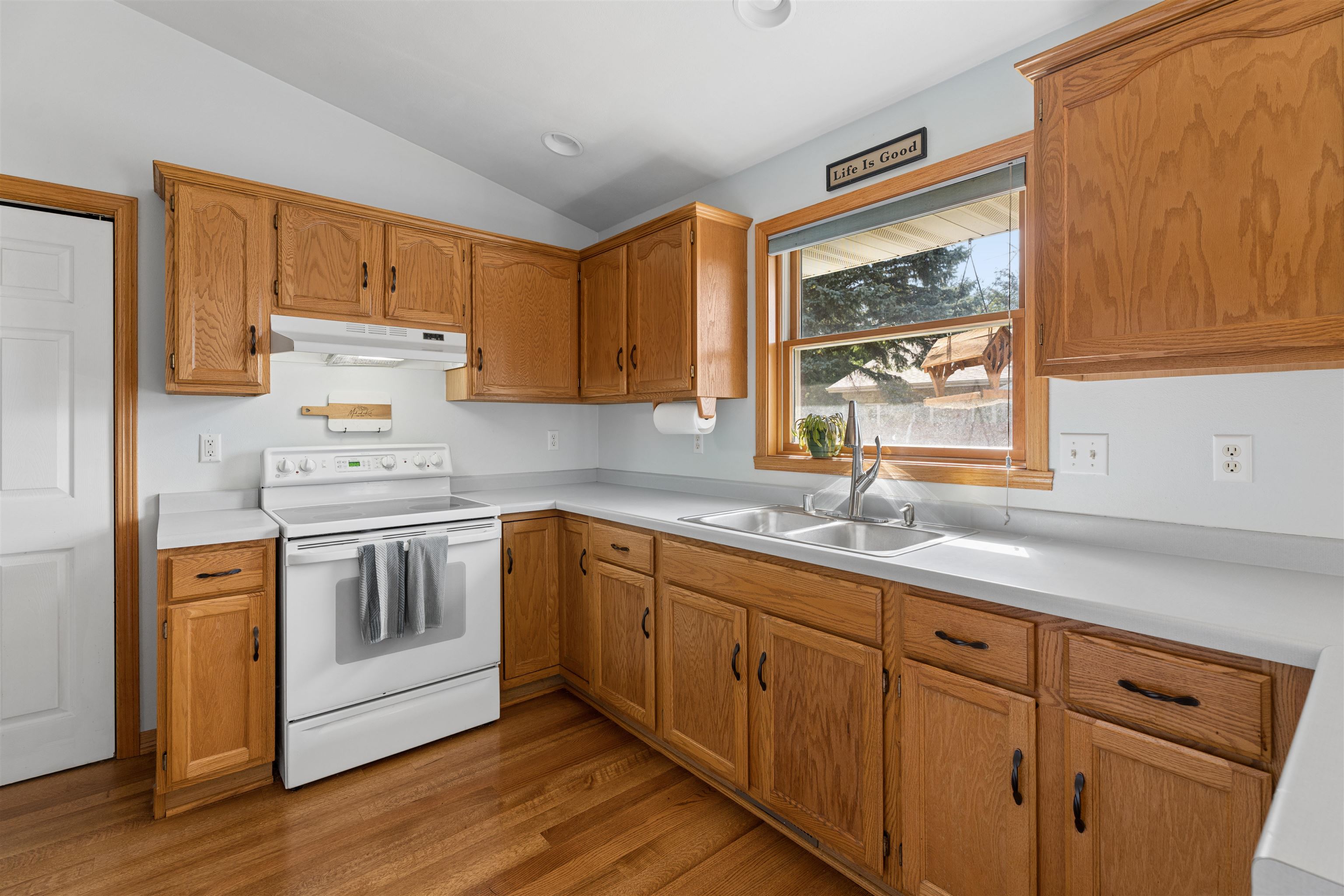 W7013 Plank Road Menasha, WI 54952 - Photo 8 of 31 Gallery Image 8