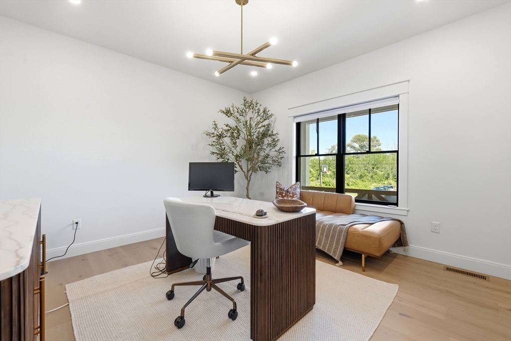 112 Middle Road Newbury, MA 01922 - Photo 14 of 40