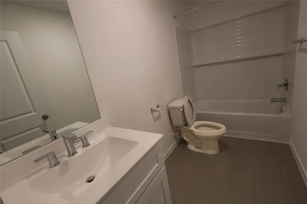 $2,600 | 15369 Dapple Blf Lane, Conroe, TX 77302
