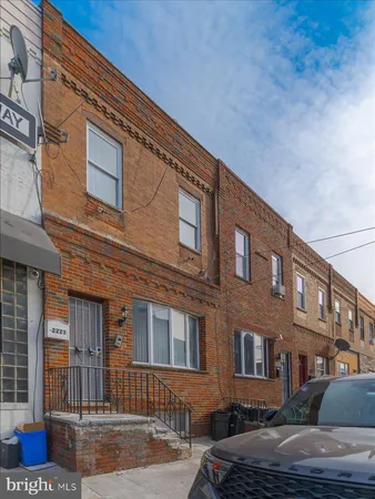 $500,000 | 2223 South 20th Street, Philadelphia, PA 19145