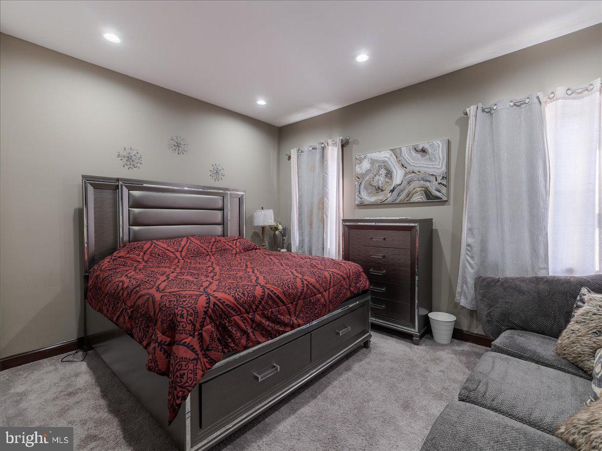 2223 South 20th Street Philadelphia, PA 19145 - Photo 14 of 35