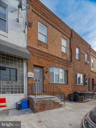 $500,000 | 2223 South 20th Street, Philadelphia, PA 19145