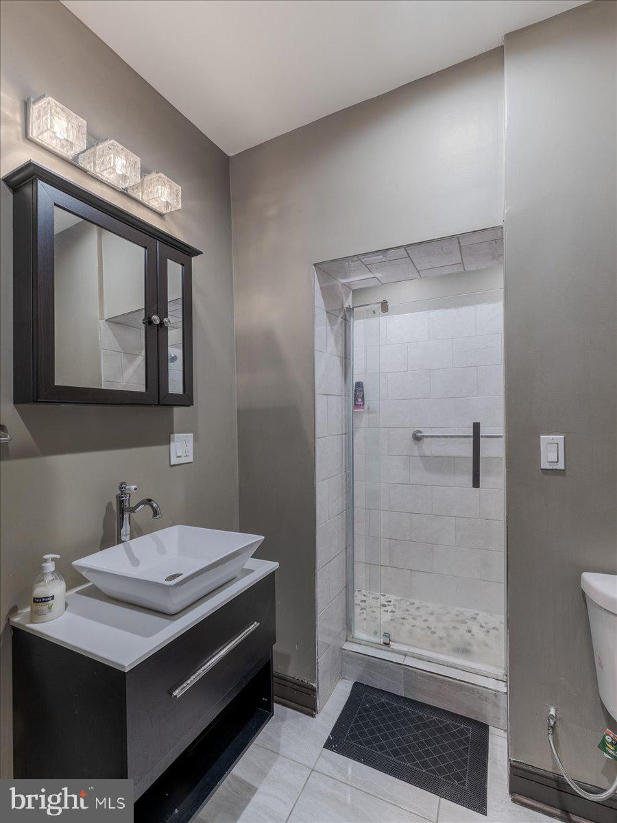2223 South 20th Street Philadelphia, PA 19145 - Photo 24 of 35