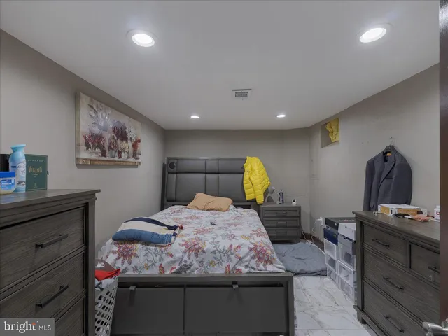 $500,000 | 2223 South 20th Street, Philadelphia, PA 19145