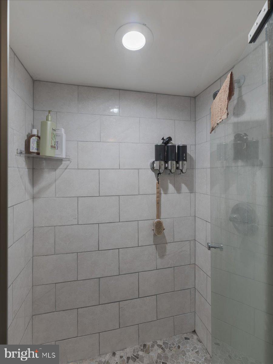 2223 South 20th Street Philadelphia, PA 19145 - Photo 35 of 35