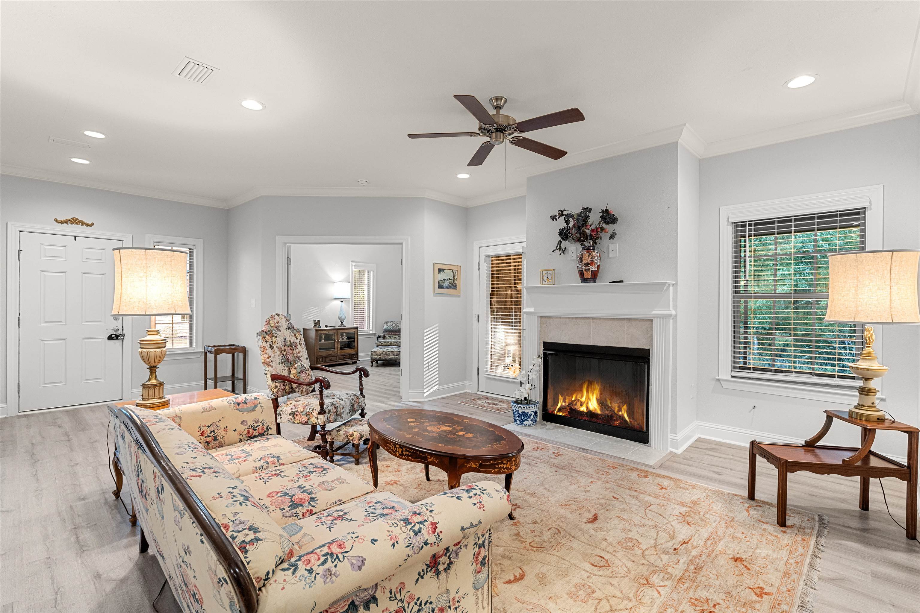 702 Holmes Avenue, Unit 702 Foley, AL 36535 - Photo 6 of 33 Living Room
