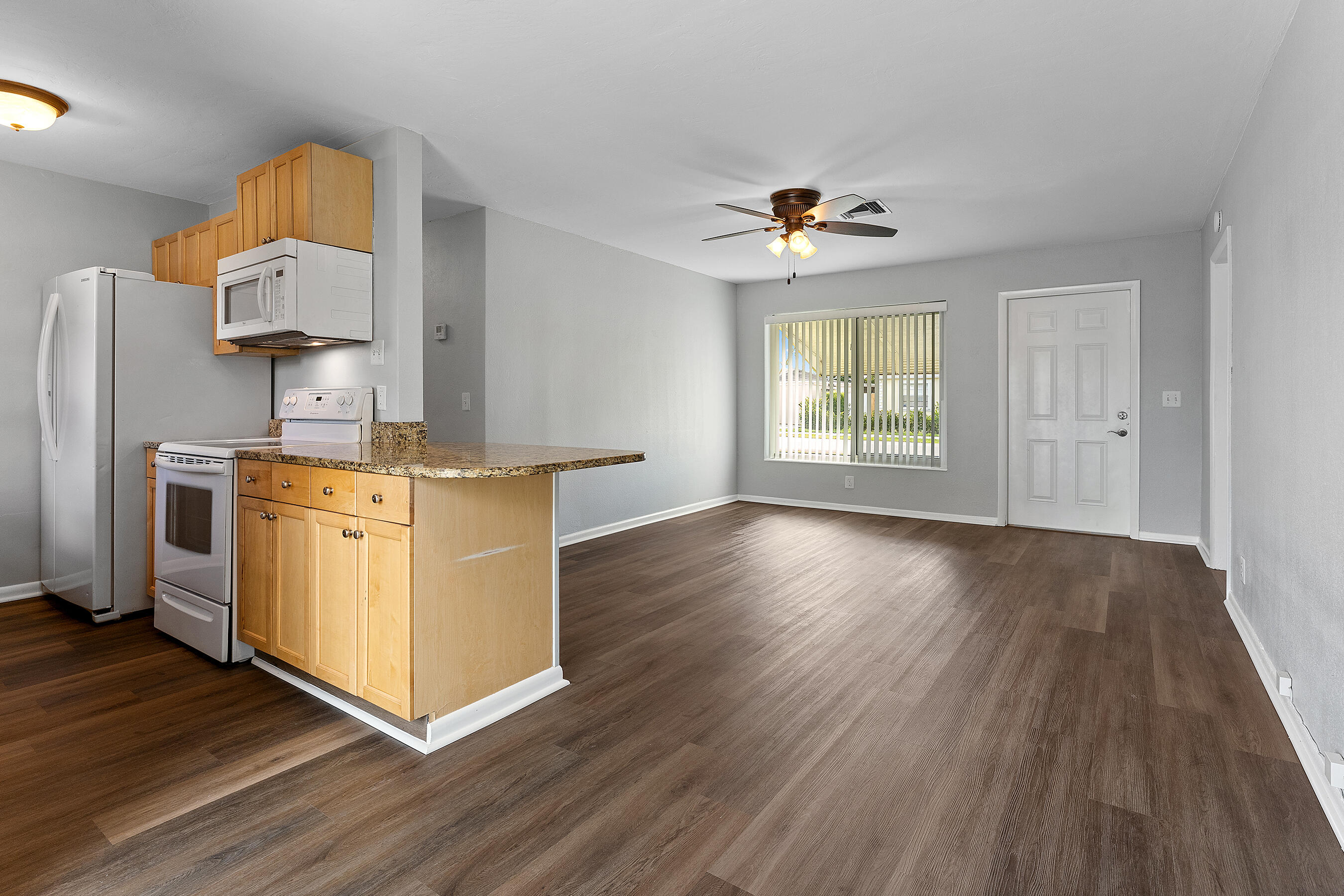 2117 Longwood Road West Palm Beach, FL 33409 - Photo 14 of 38 _A737743