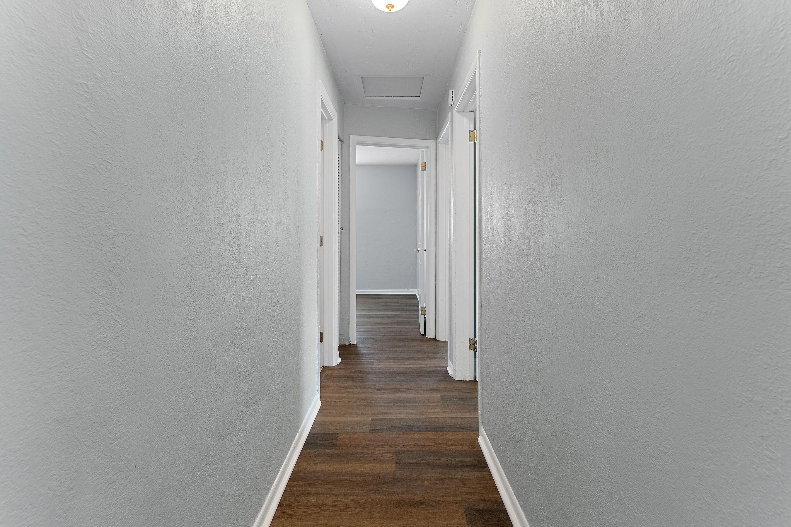 2117 Longwood Road West Palm Beach, FL 33409 - Photo 21 of 38 Hallway