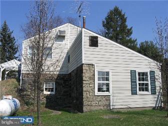 12 Orchard Road Ringoes, NJ 08551 - Photo 2 of 6 Exterior Side