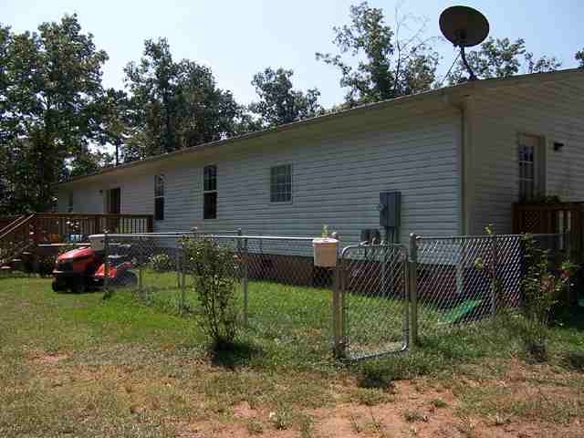 157 Little Choestoea Road Westminster, SC 29693 - Photo 3 of 24 Gallery Image 3