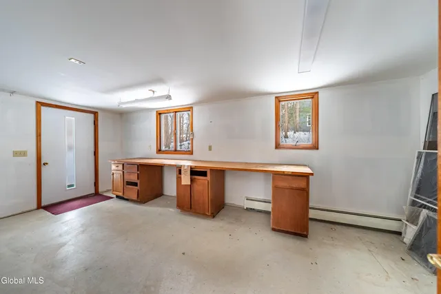 $439,000 | 5955 Curry Rd Extension, Guilderland, NY 12303