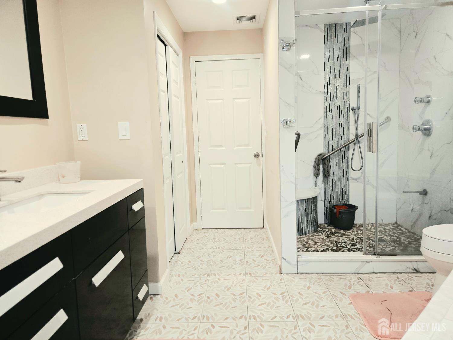 35 Clark Avenue Edison, NJ 08817 - Photo 27 of 35