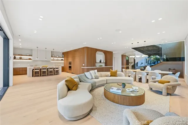 $4,295,000 | 16782 Otsego Street, Encino, CA 91436