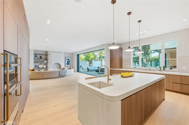 $4,295,000 | 16782 Otsego Street, Encino, CA 91436