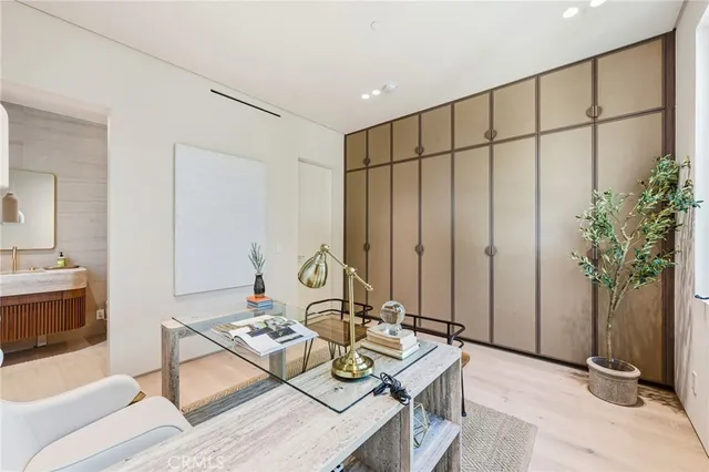 $4,295,000 | 16782 Otsego Street, Encino, CA 91436