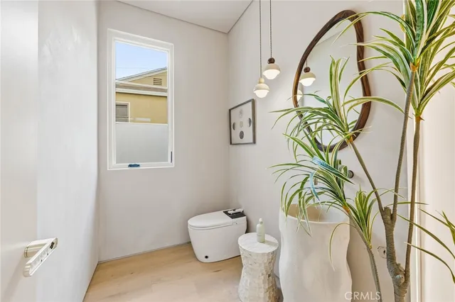 $4,295,000 | 16782 Otsego Street, Encino, CA 91436