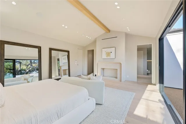 $4,295,000 | 16782 Otsego Street, Encino, CA 91436