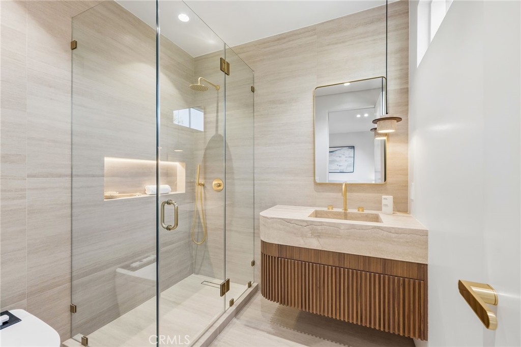 16782 Otsego Street Encino, CA 91436 - Photo 31 of 41