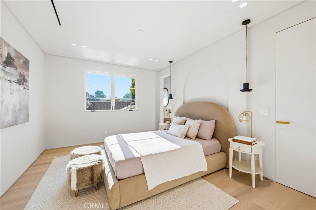 16782 Otsego Street Encino, CA 91436 - Photo 33 of 41