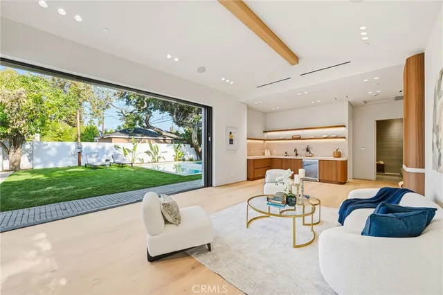 $4,295,000 | 16782 Otsego Street, Encino, CA 91436