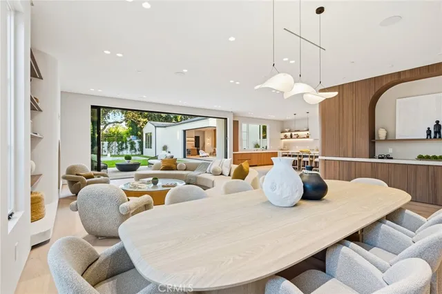 $4,295,000 | 16782 Otsego Street, Encino, CA 91436