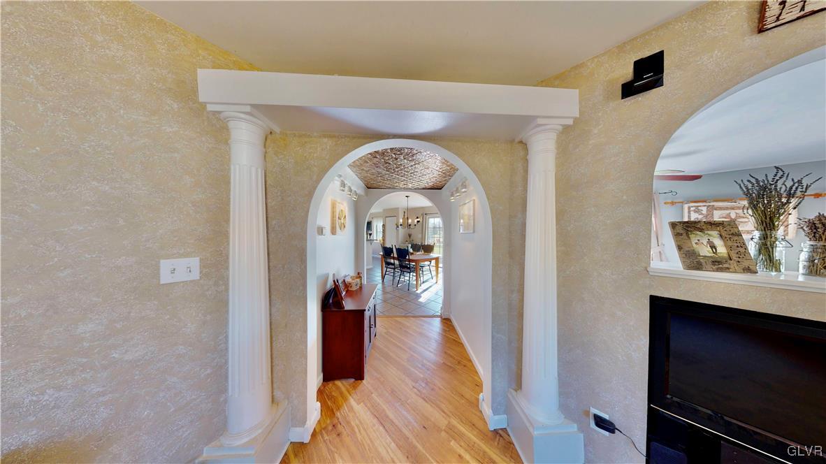 509 Rhoades Road Kutztown, PA 19530 - Photo 6 of 29 Gallery Image 6