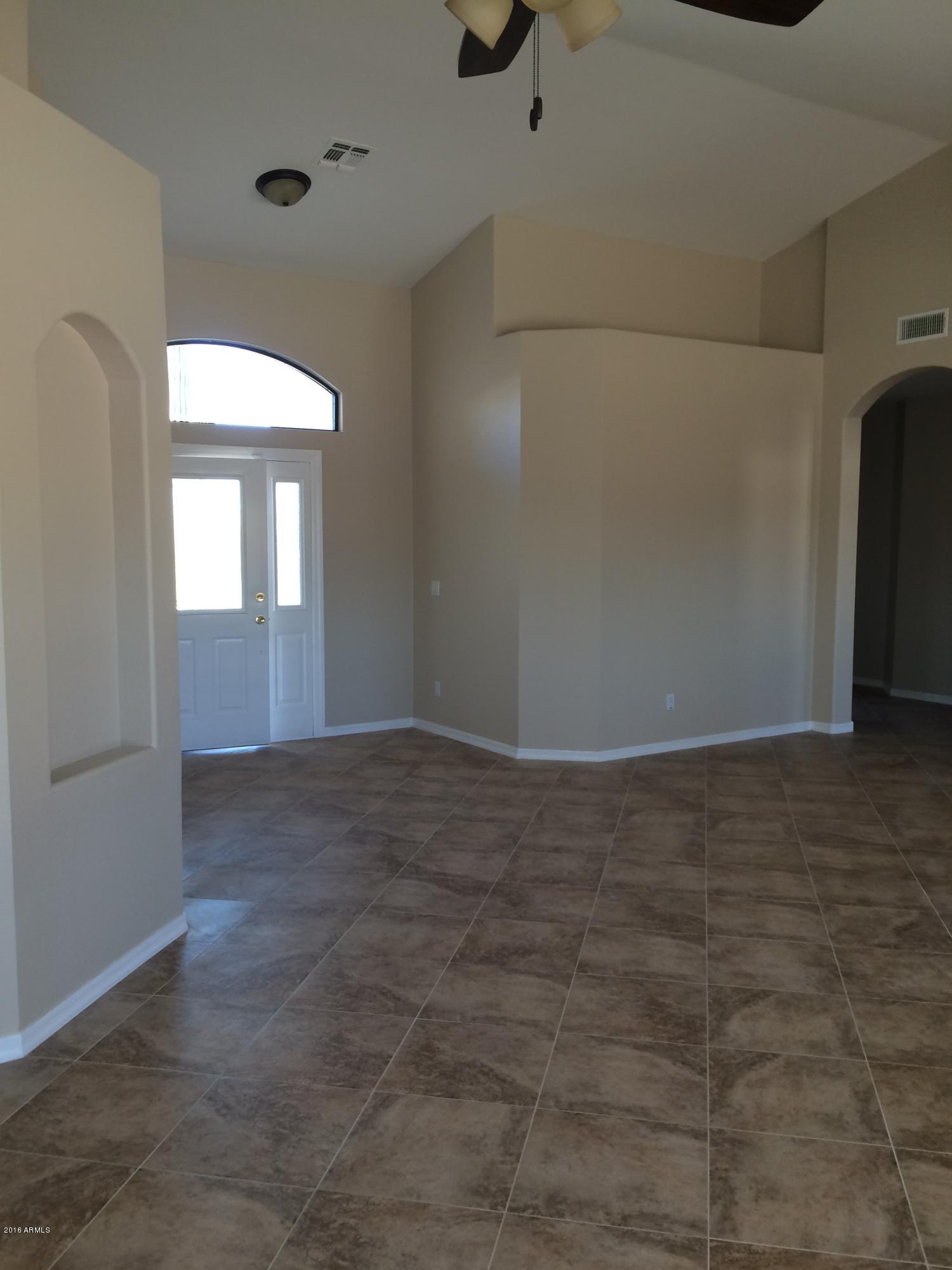 2149 South Mountain View Road Apache Junction, AZ 85119 - Photo 27 of 43 Entry
