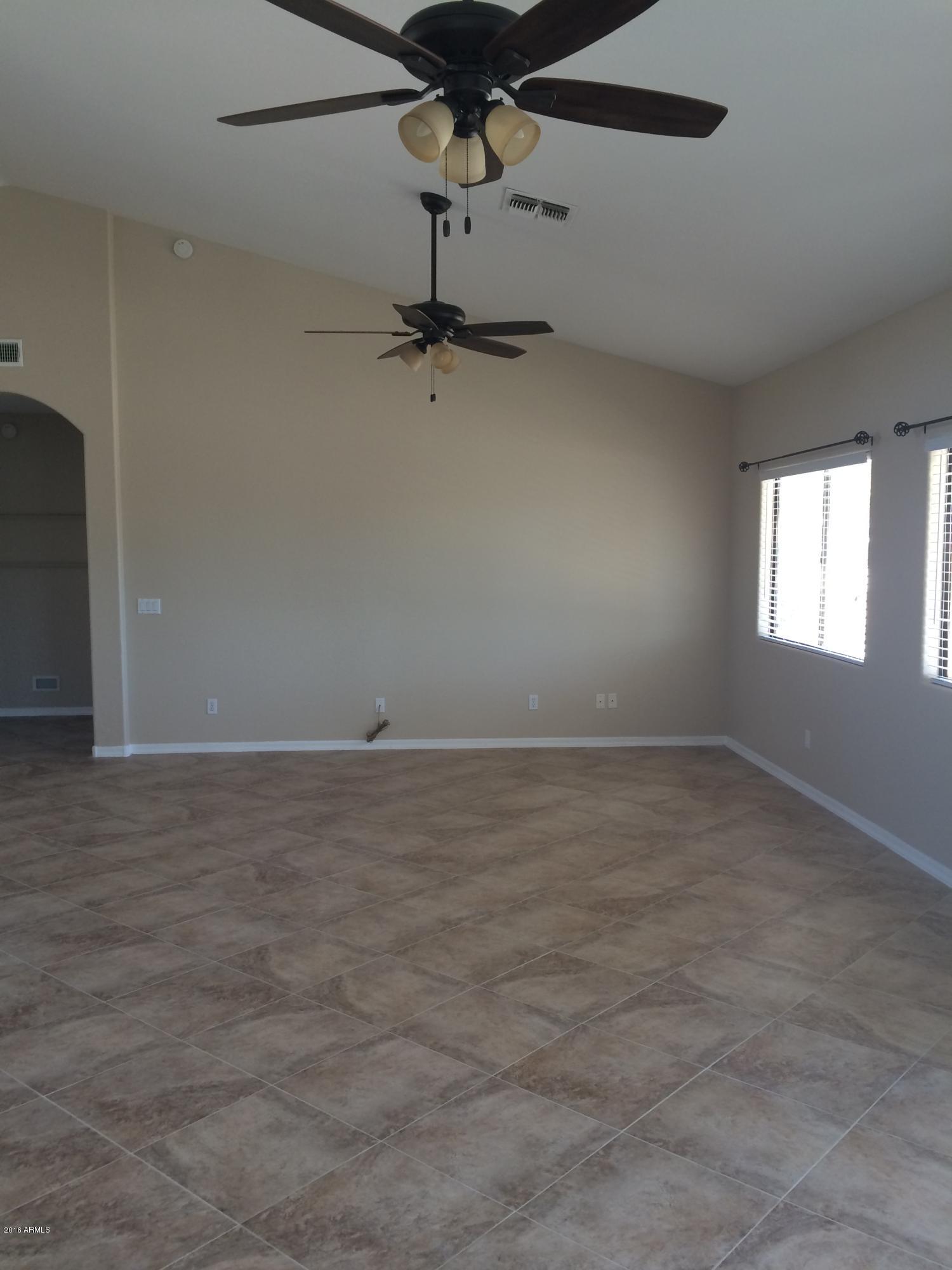 2149 South Mountain View Road Apache Junction, AZ 85119 - Photo 30 of 43 Living Room
