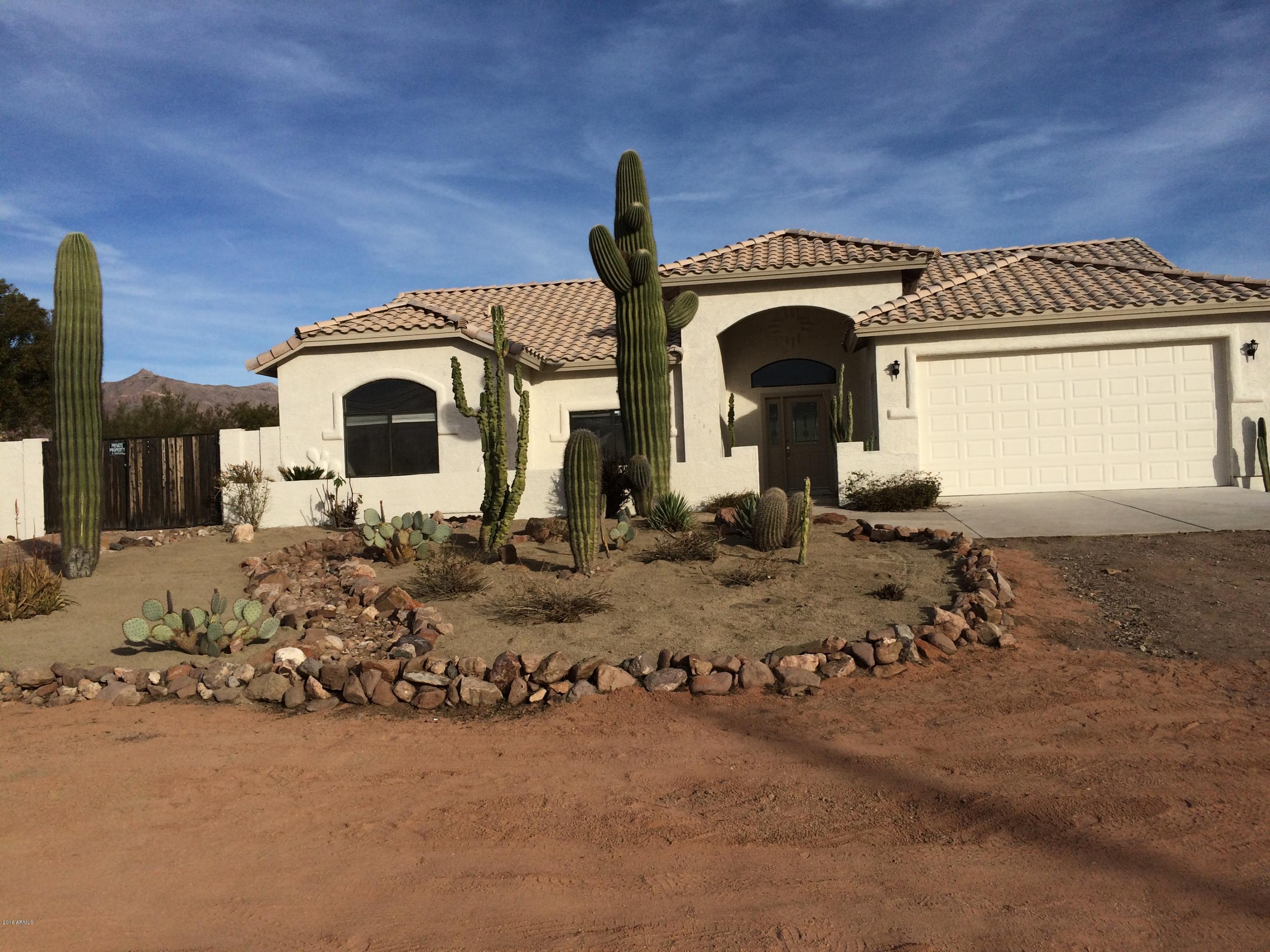 2149 South Mountain View Road Apache Junction, AZ 85119 - Photo 4 of 43 Front 2