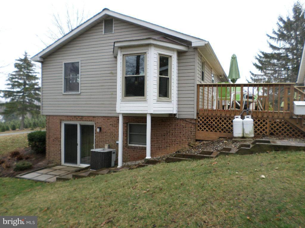 845 Arnold Road Westminster, MD 21157 - Photo 21 of 25 Exterior (General)